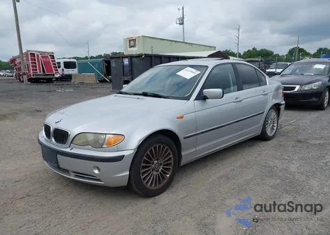2003 BMW 330Xi from USA, damaged, VIN WBAEW53453PG22315